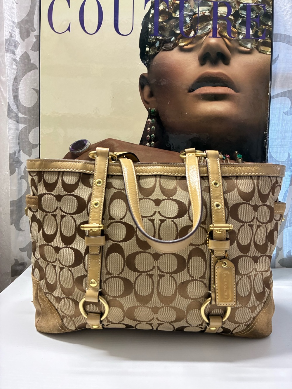 Coach Signature Hampton Gallery Tote